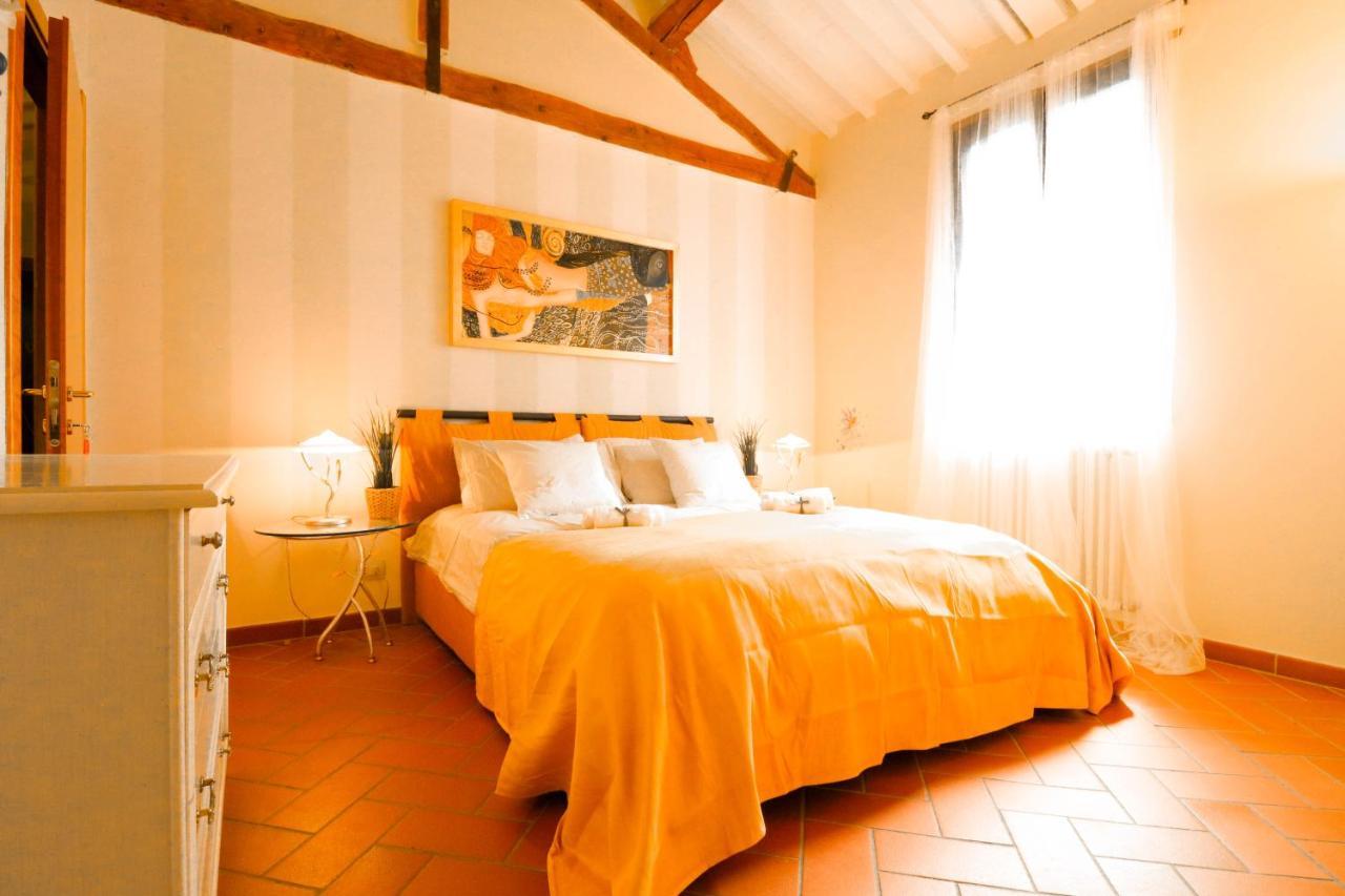 Casale Val D' Orcia- Relax E Lusso In Piscina Torrita di Siena Exterior foto